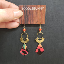 Load image into Gallery viewer, Curacao Geometric Brass Tin Drop Earrings - Red