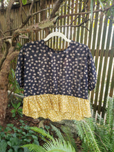 Load image into Gallery viewer, Boxy Peplum Top - Black Gold