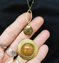 Load image into Gallery viewer, Round Vintage Locket Necklace - Bronzite and Wood