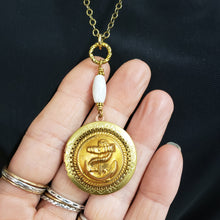 Load image into Gallery viewer, Vintage Round Locket Necklace - Anchor