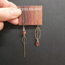 Load image into Gallery viewer, Asymmetric Smooth Sunstone Drop Earrings