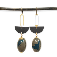 Load image into Gallery viewer, Geometric splash drop earrings