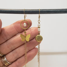 Load image into Gallery viewer, Asymmetric Butterfly Locket Earrings - White Pearl