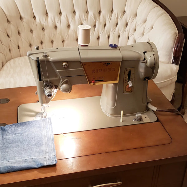 Vintage Singer Sewing Machine Find
