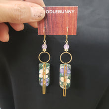 Load image into Gallery viewer, Floral Geometric Tin Dangle Earrings - Lilac Amethyst
