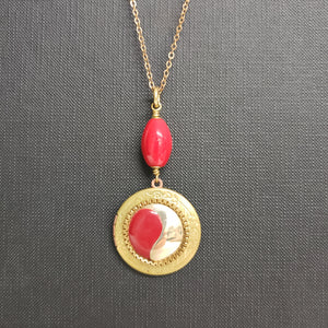 Vintage Round Locket Necklace - Yin Yang Red