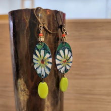 Load image into Gallery viewer, Floral Tin Dangle Earrings - Lime
