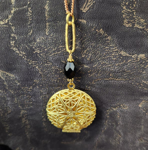 Round Filigree Locket Necklace - Onyx