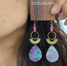 Load image into Gallery viewer, Geometric Tropical Leaf Tin Earrings II - Fushia
