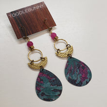 Load image into Gallery viewer, Geometric Tropical Leaf Tin Earrings - Fushia
