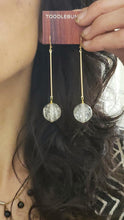 Load image into Gallery viewer, Vintage confetti lucite drop earrings
