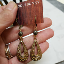 Load image into Gallery viewer, Brass filigree drop earrings
