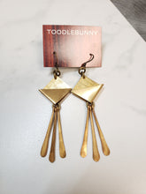 Load image into Gallery viewer, Geometric brass paddle fringe earrings
