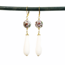 Load image into Gallery viewer, Cloisonne white Agate drop earrings
