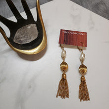 Load image into Gallery viewer, Caged Pearl tassel duster earrings
