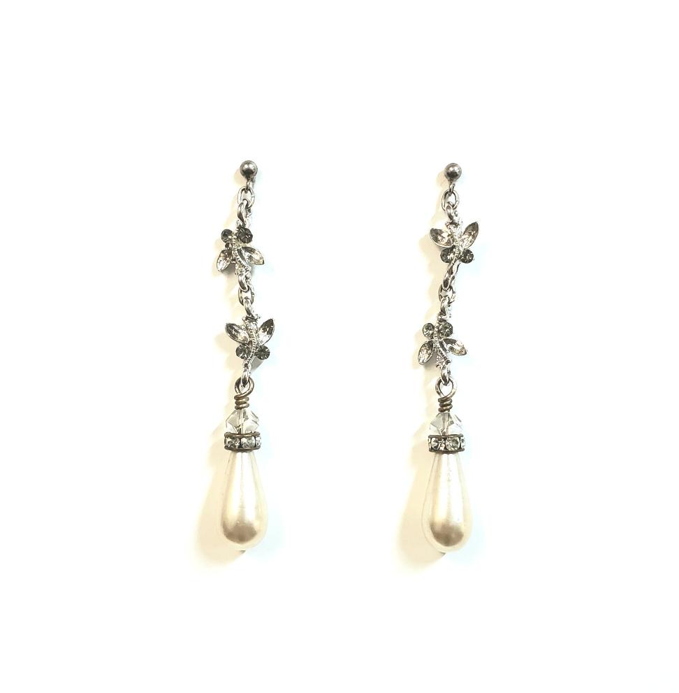 Flutter Crystal pearl drop earrings